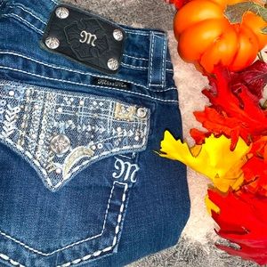 Curvy Mid-Rise Boot Stretch Jean MISS ME BUCKLE